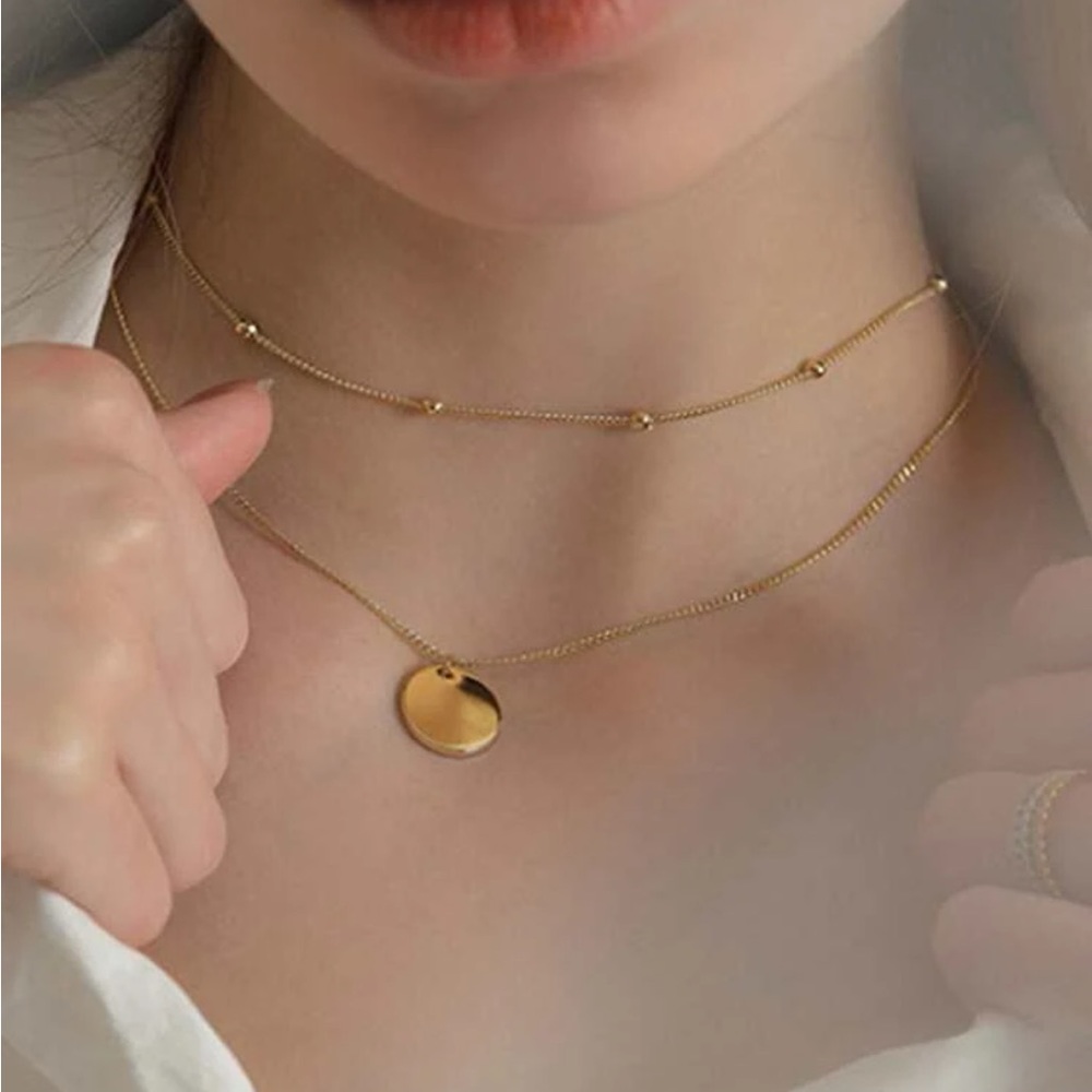 NWT yellow gold color layered disc circle pendant necklace